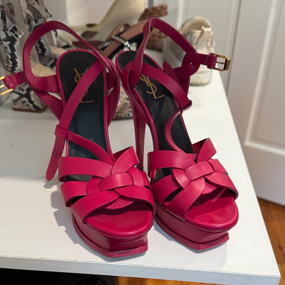 Yves Saint Laurent Fuchsia Strappy Heels